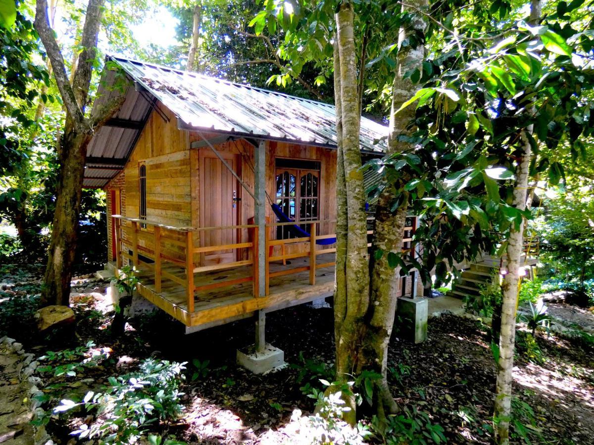 Olala Cafe & Bungalows Sabang  Exterior foto