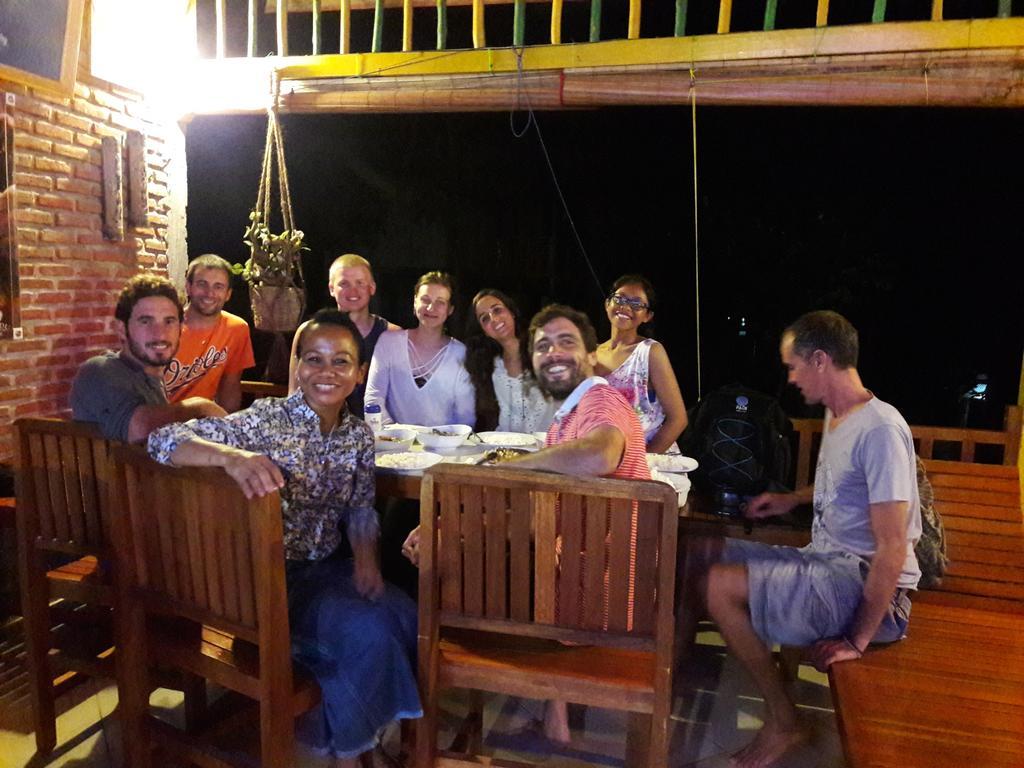 Olala Cafe & Bungalows Sabang  Exterior foto